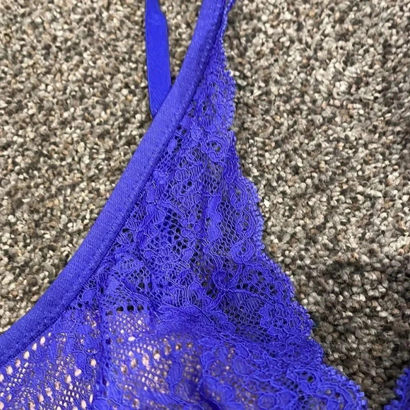 *Final Price* Gap Body Blue 34B Bra Lace Gorgeous EUC - Picture 3 of 5